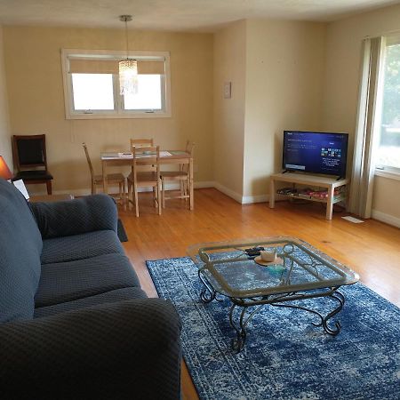 Barrie North Retreat - Quiet And Friendly Βίλα Εξωτερικό φωτογραφία