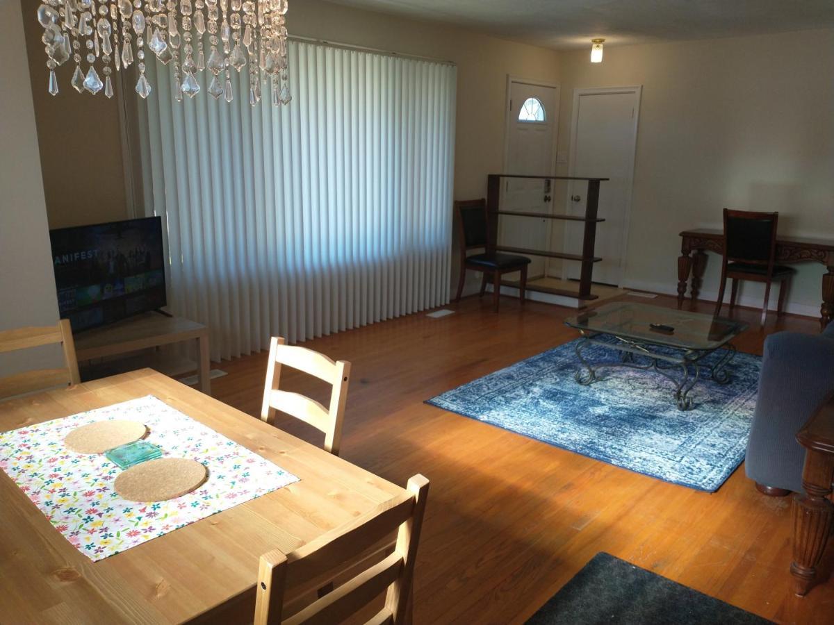 Barrie North Retreat - Quiet And Friendly Βίλα Εξωτερικό φωτογραφία