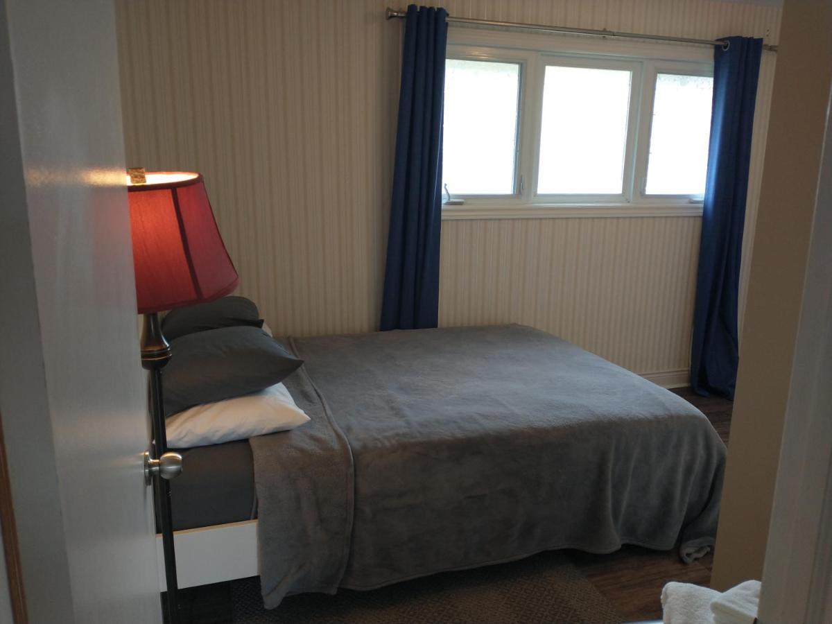 Barrie North Retreat - Quiet And Friendly Βίλα Εξωτερικό φωτογραφία